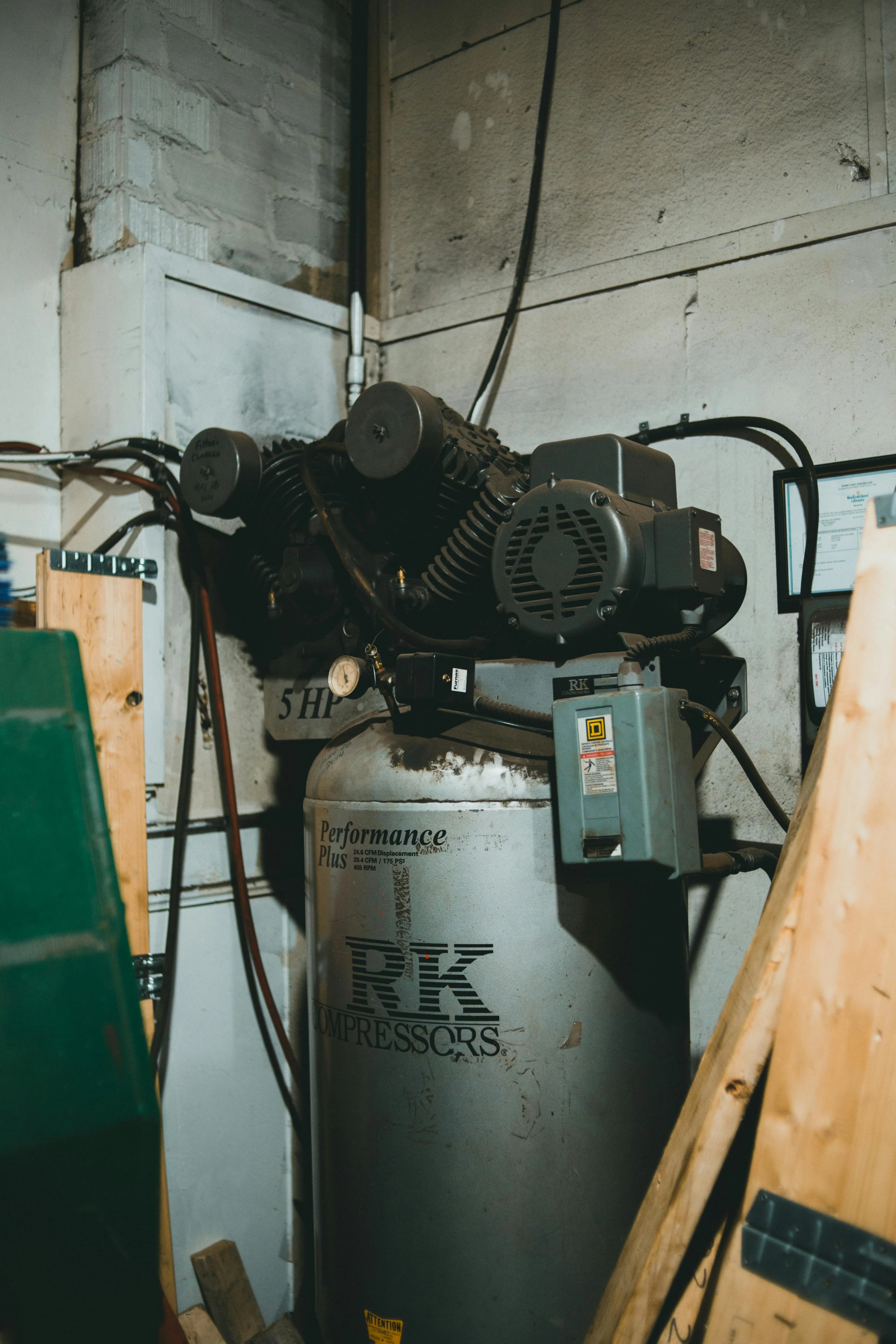 Compressor overhauling work